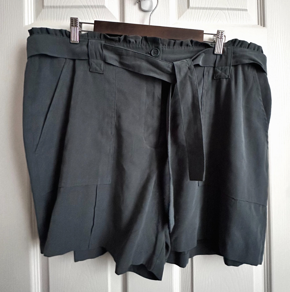 Dark Gray Nine West High Rise Belted Paper Bag Waist Soft Shorts Womens XXL